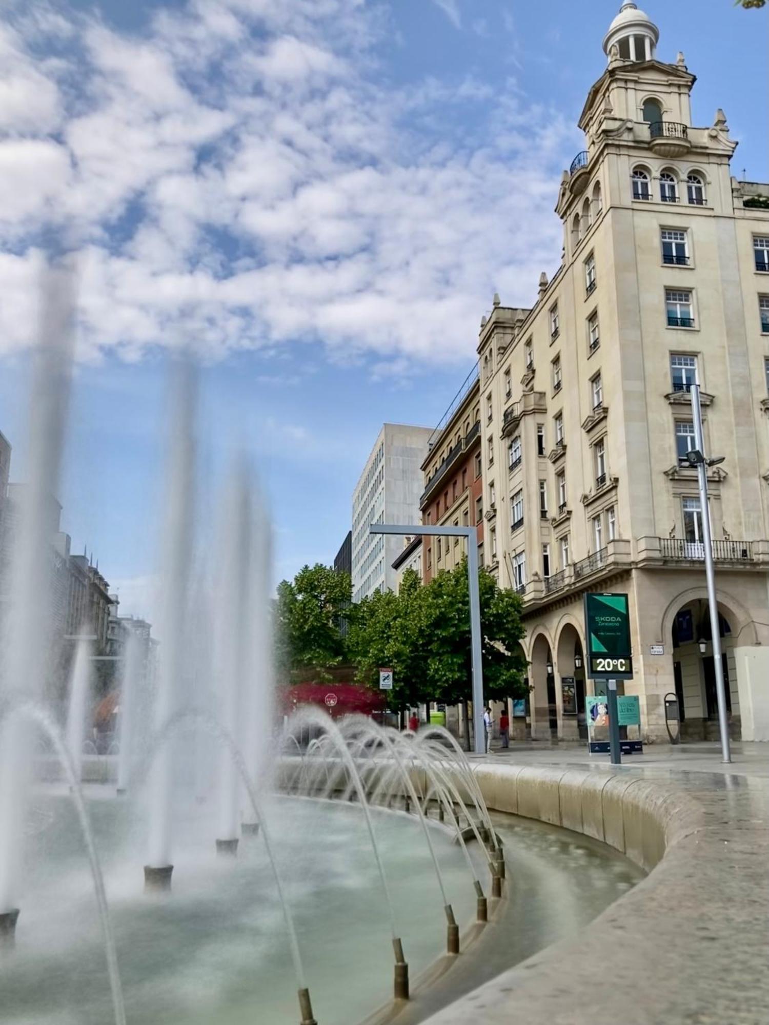 Aa Cesar Augusto - Apartamento Moderno Centro Con Parking Privado Zaragoza Exteriör bild
